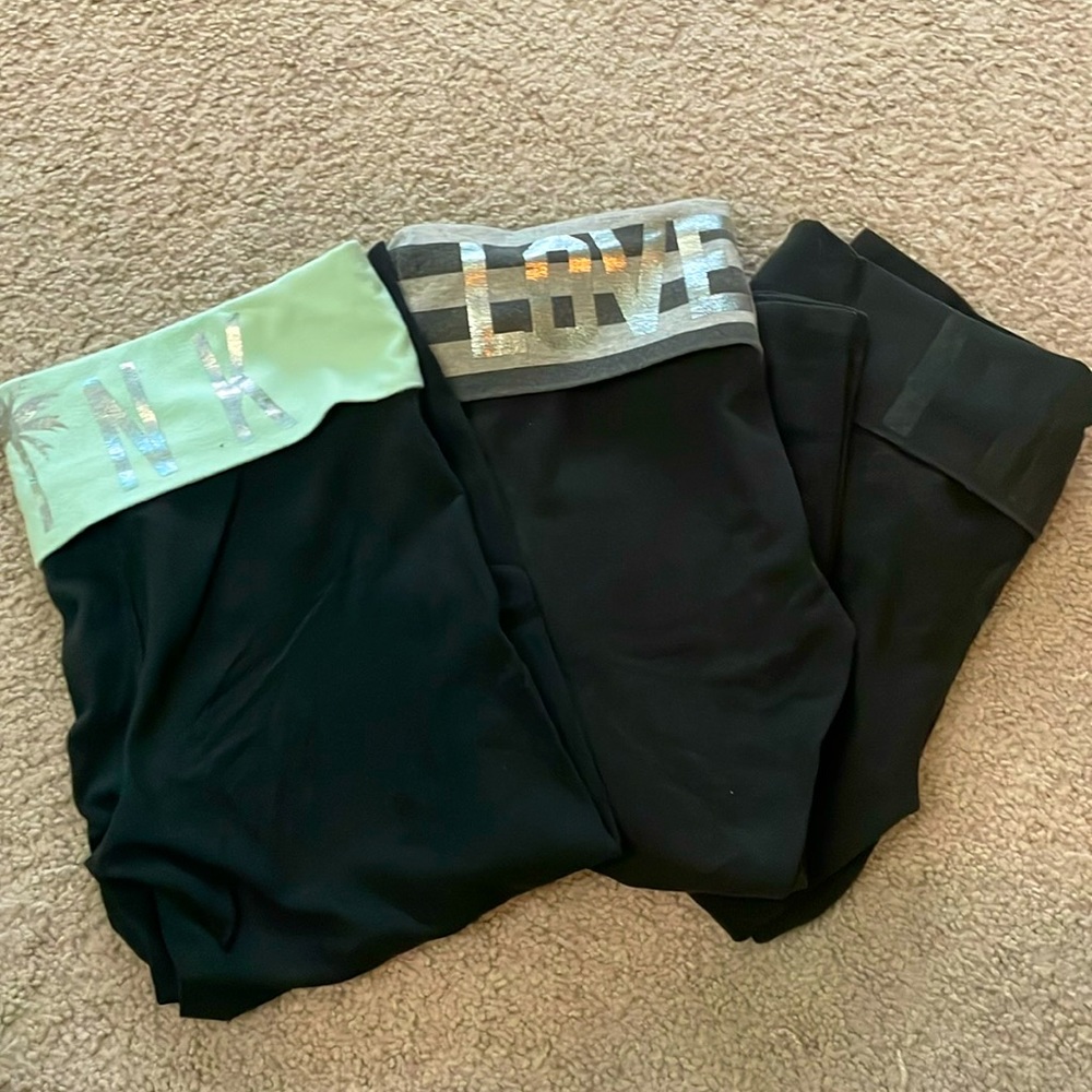 Bundle of 3 Victoria’s Secret capri leggings